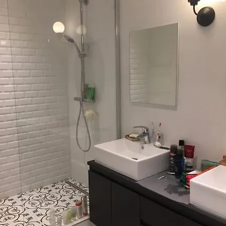 Spacious 85 M2 In Nation Apartamento París